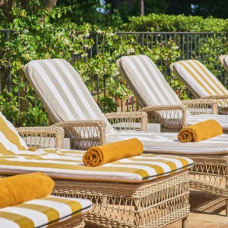 Hotel La Ferme D'augustin 4*